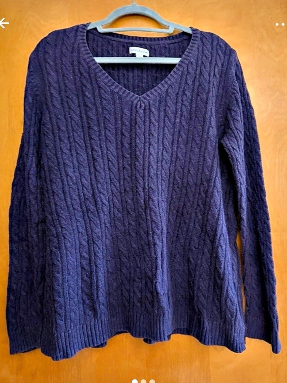 Croft & Barrow Cable Knit V-Neck Purple Medium Like New